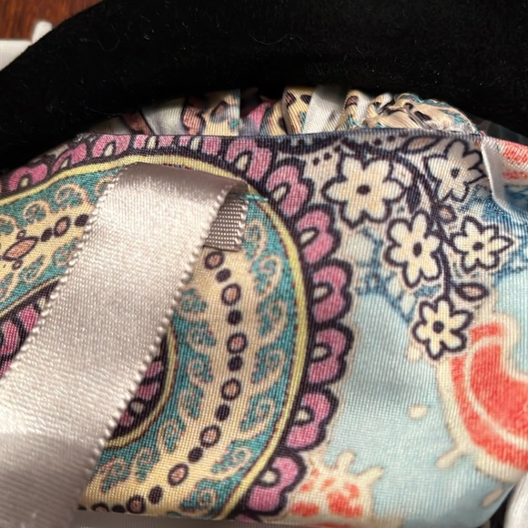 Racerback dress. Multicolored paisley print.Size MEDIUM. - Picture 3 of 3